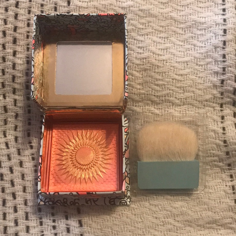 Benefit “GALIFORNIA” blush